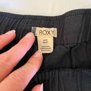 New Impossible Love Womens Elastic Shorts, Size Small (US women’s size 2)